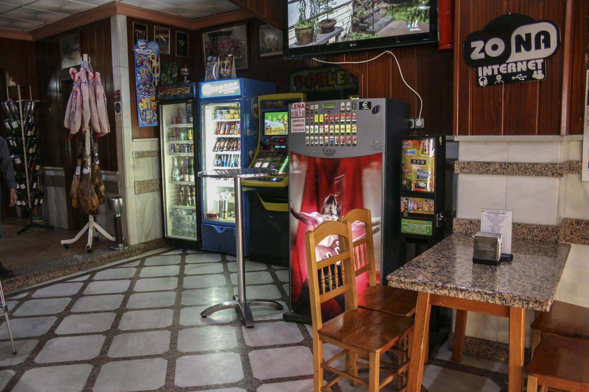 دوس إرماناس Hostal El Emigrante المظهر الخارجي الصورة