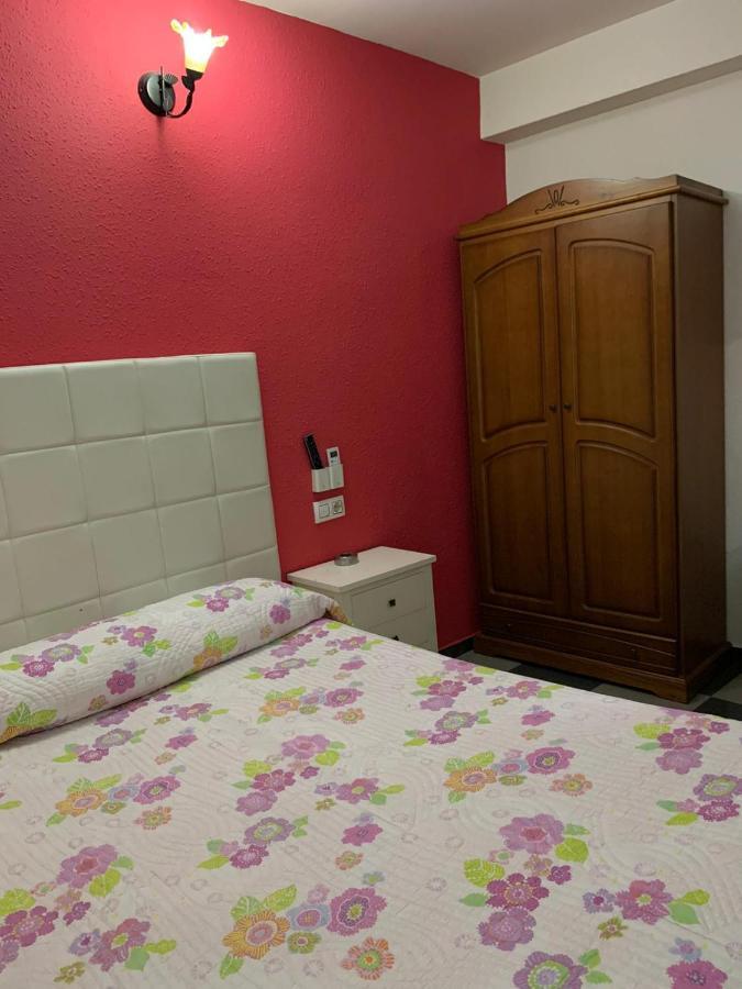 دوس إرماناس Hostal El Emigrante المظهر الخارجي الصورة