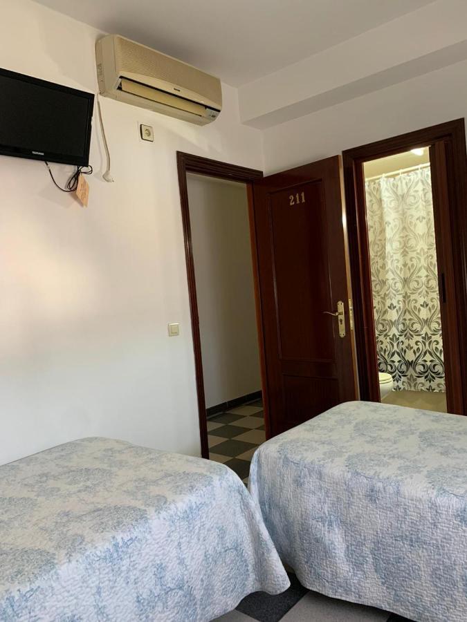 دوس إرماناس Hostal El Emigrante المظهر الخارجي الصورة