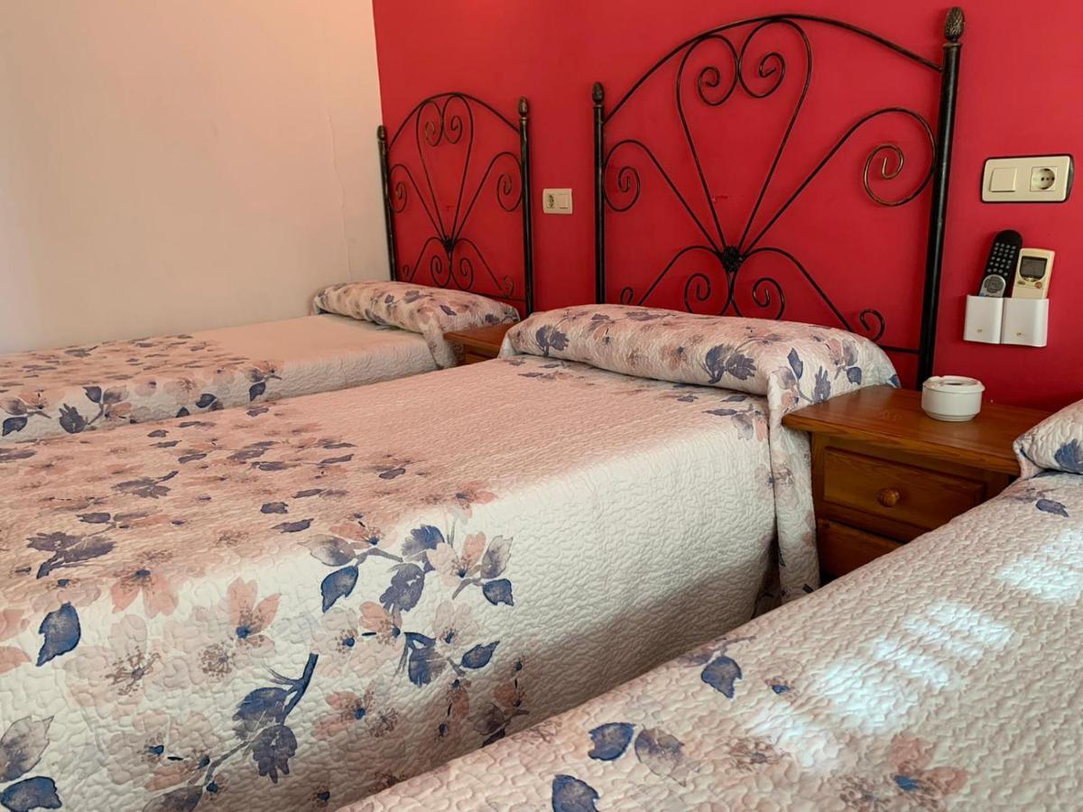 دوس إرماناس Hostal El Emigrante المظهر الخارجي الصورة