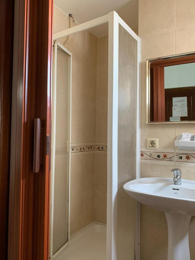دوس إرماناس Hostal El Emigrante المظهر الخارجي الصورة