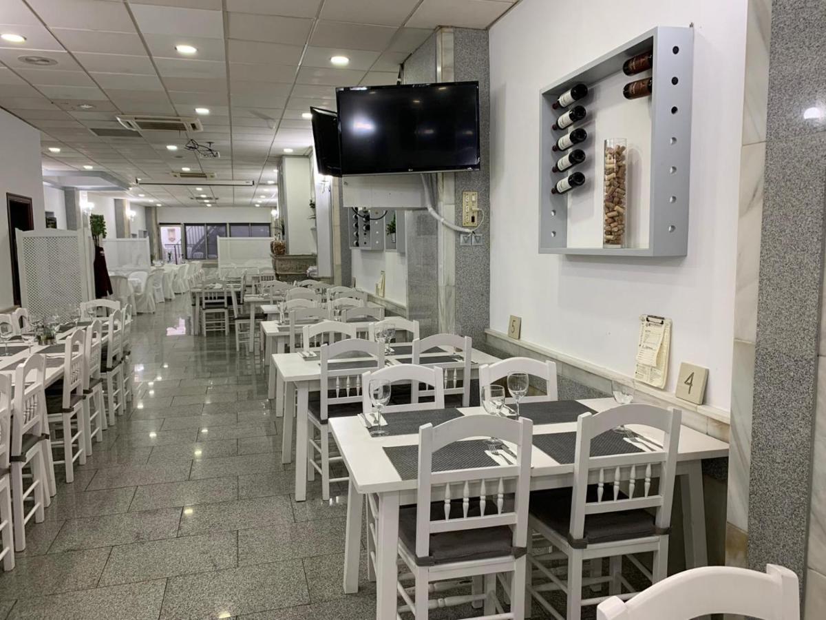 دوس إرماناس Hostal El Emigrante المظهر الخارجي الصورة