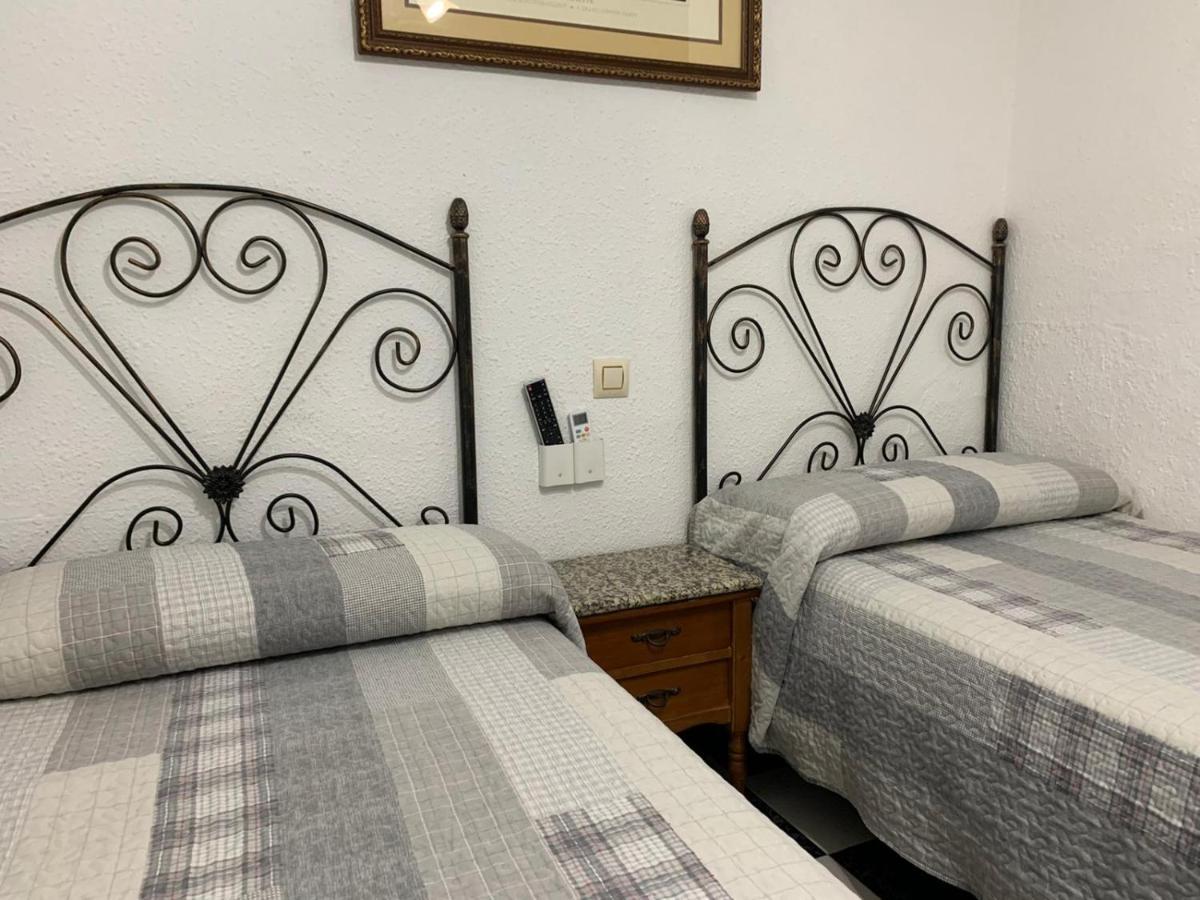 دوس إرماناس Hostal El Emigrante المظهر الخارجي الصورة